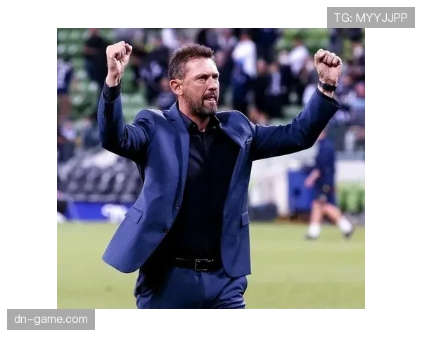 西布朗袋鼠军团强势晋级,锁定升班席位再创辉煌 西布朗袋鼠军团强势晋级,锁定升班席位再创辉煌