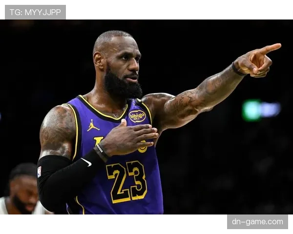 詹姆斯进攻参与度持续提升，本赛季组织与得分表现稳健