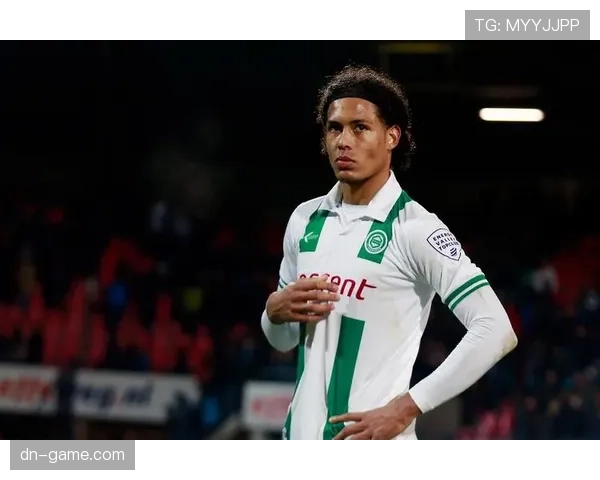 范戴克担任最年轻队长纪录解析