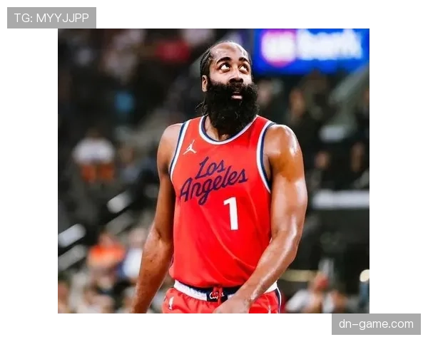 詹姆斯·哈登今天又换了辆跑车，我的工资条在旁边瑟瑟发抖