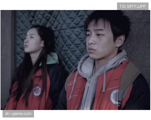 庞伟训练完顺手啃俩馒头，这自律我真服了